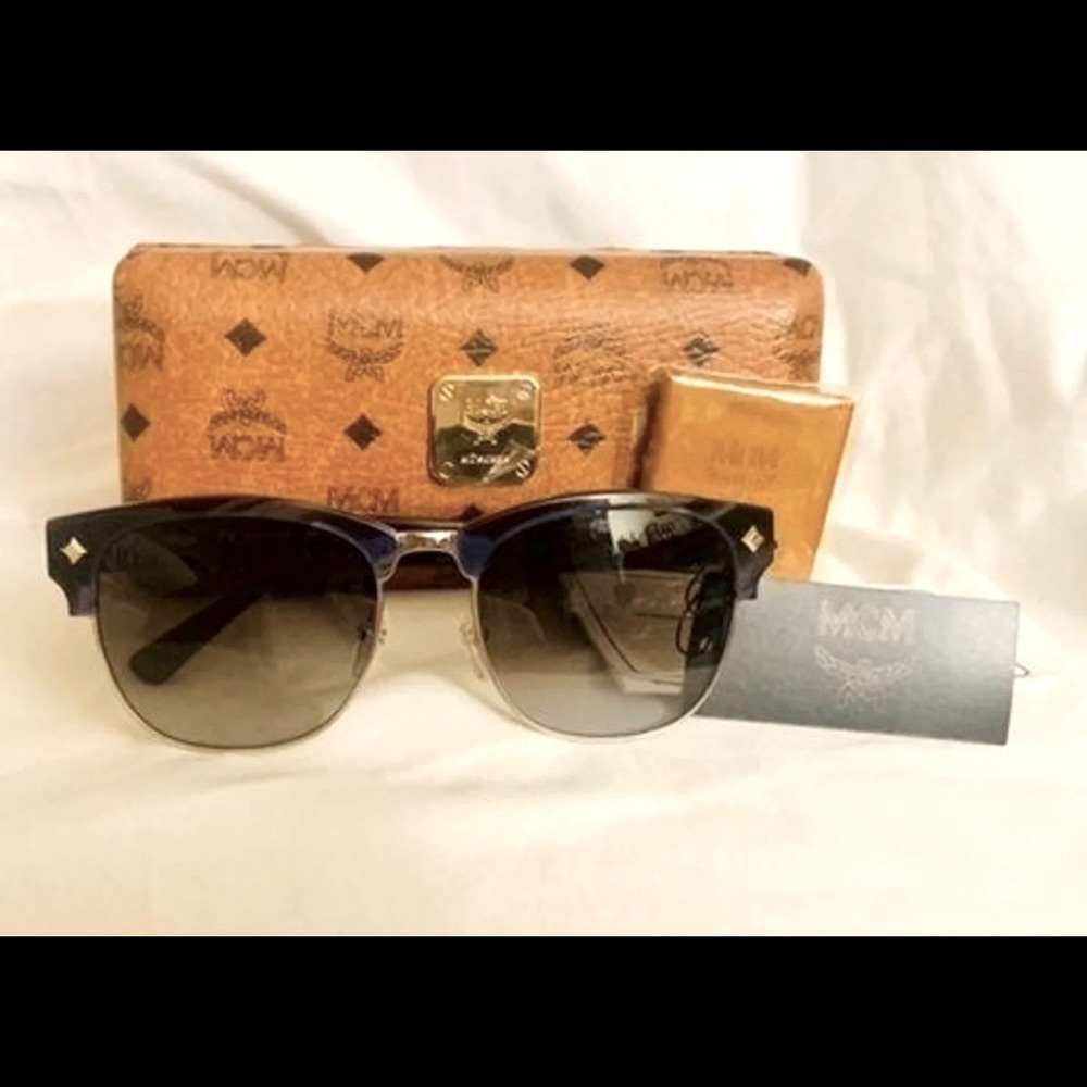 - MCM Black & Grey Marble Sunglasses